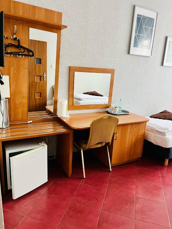 Hotel Elda Бидгощ Екстер'єр фото
